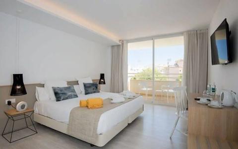 Globales Cala Bona Suites - 1