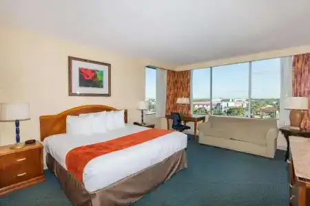 Ramada by Wyndham Kissimmee Gateway - 76