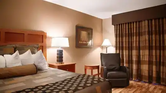 Best Western Plus - 86