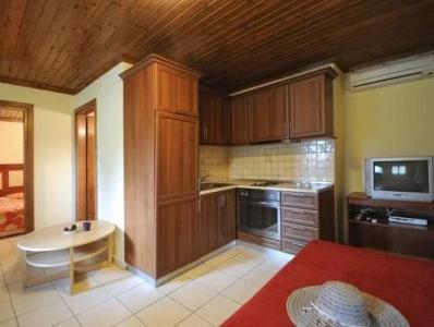 Haus Platanos & Bungalows by the Sea - 11