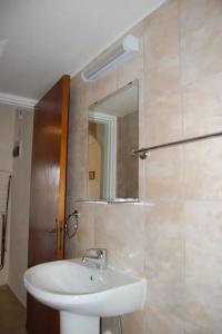 Nicos & Olympia - 98