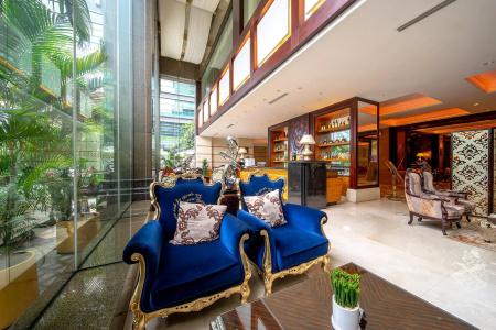 Grand International - 12