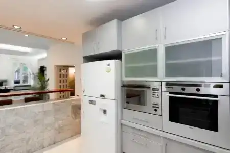 Central Park Residence - 130