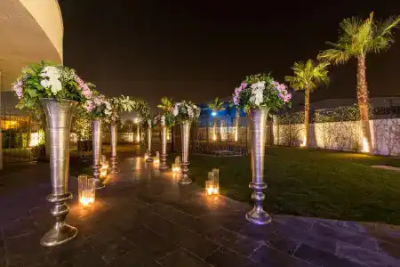 DoubleTree By Hilton Izmir Airport - 24