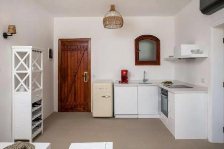 Villa Kale Suites with heated pool in winter - 23
