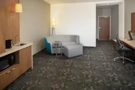 Courtyard by Marriott Downtown/University Area - 35
