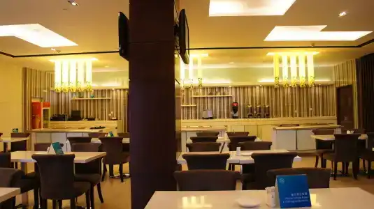Holiday Inn Express Jinqiao Central, An Ihg - 23