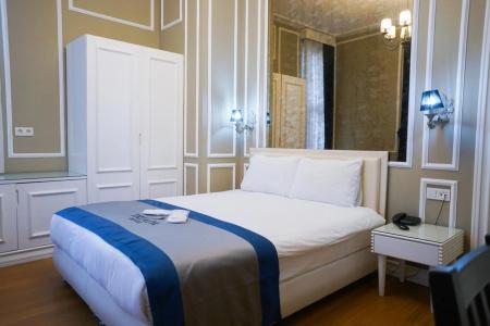 Triada Taksim - Special Category - 40