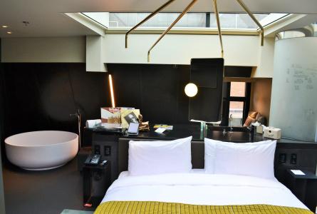 W Amsterdam - 1