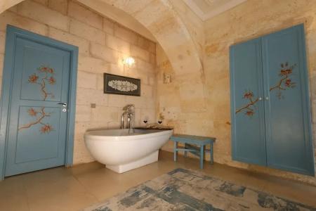 Anatelein Boutique Cave - 128