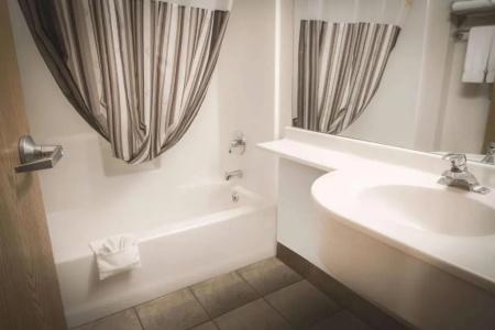 La Quinta Inn by Wyndham - 36