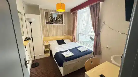 Earls Court - 16