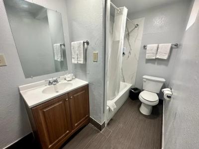 Canyon Inn - 9