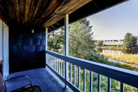 Coast River Inn By Oyo - 53