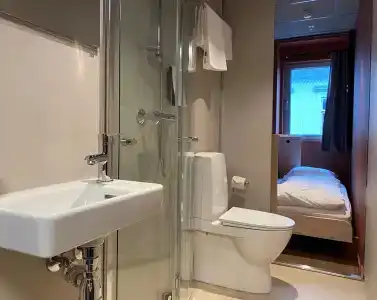 Hotell - 7