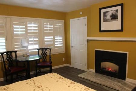 Carmel Wayfarer Inn - 33