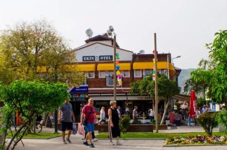 Ekin Göcek - 4