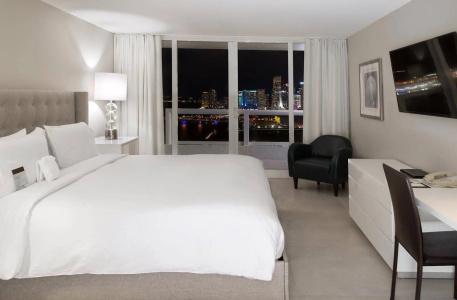 DoubleTree by Hilton Grand Biscayne Bay - 5