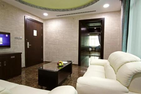 Park Regis Lotus - 83