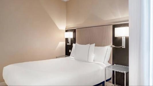 Ac Irla By Marriott - 20