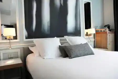 Best Western Premier Littéraire Le Swann - 83
