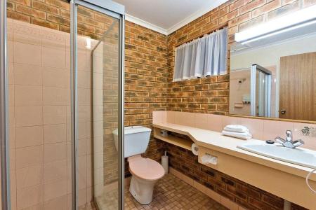 Hume Country Motor Inn - 7