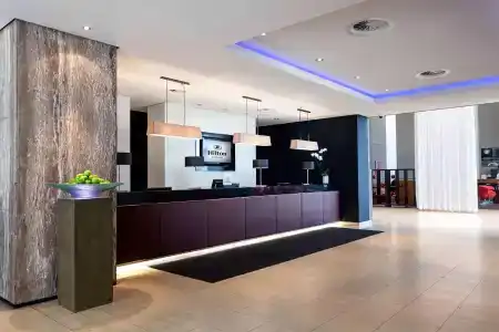 Hilton Düsseldorf - 1