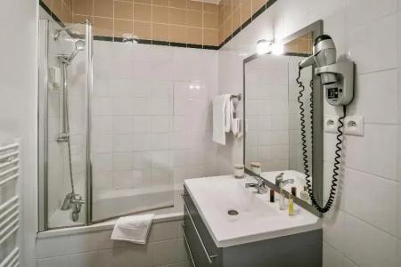 Zenitude Hôtel-Résidences Lorda - 72