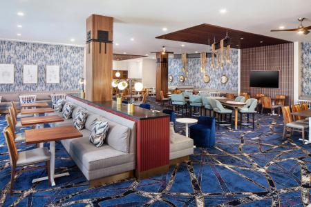 Hampton Inn Boston Seaport District - 20