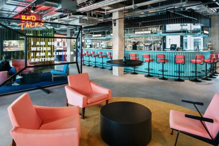 The Social Hub - 24