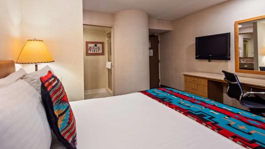 Inn at Santa Fe, SureStay Collection by Best Western - 36