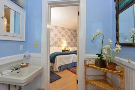 Wilburton Inn - 140