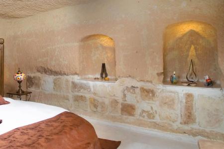 Romantic Cave - 12