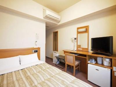 Route-Inn Nagaoka Inter - 78
