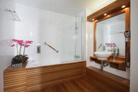 Greenhotels Roissy Parc des Expositions - 64