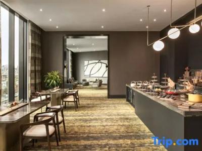 JW Marriott Parq - 80