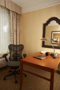 Hilton Garden Inn - 30