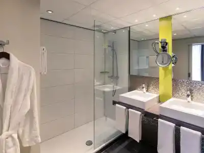 Mercure Groningen Martiniplaza - 6