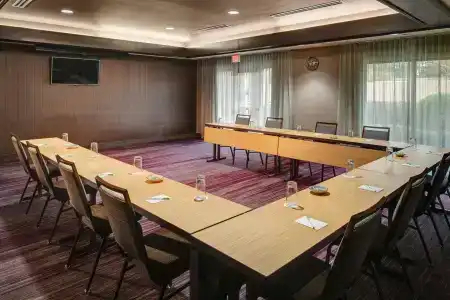 Courtyard by Marriott Northeast/Fort Jackson Area - 20