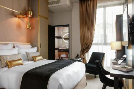 Niepce Paris, Curio Collection By Hilton - 31