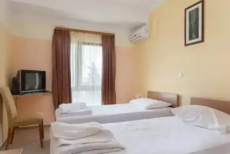 Zagreb - 25
