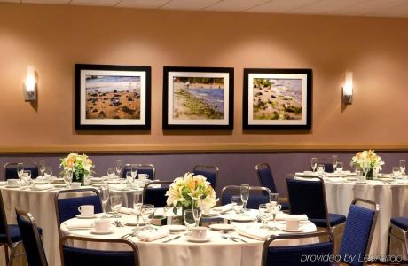 Four Points by Sheraton Los Angeles Westside - 20