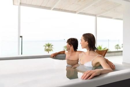 Blue Carpet Luxury Suites - 165