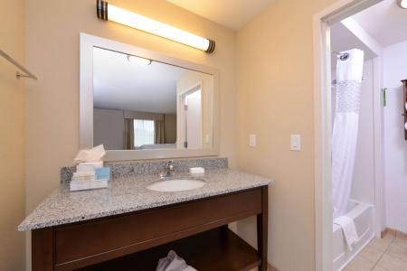 Hampton Inn Midtown-Aksarben - 6