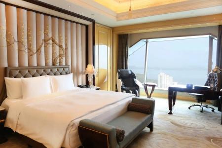 Wanda Reign Wuhan - 32