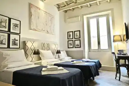 The Bluehostel - 5