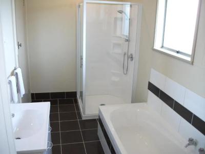 Scenicland Motels - 103