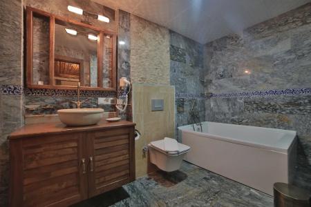 Caravanserai Inn - 159