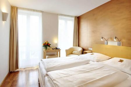 Town Wiesbaden - private living - 42