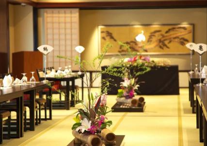 Ryotei Matsuya Honkan Suizenji - 18